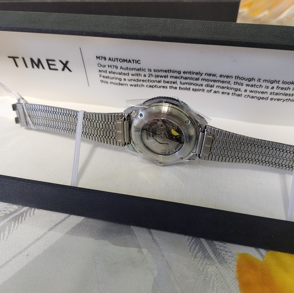 Timex TW2U29500ZV Men's M79 Stainless Steel Black Dial Day Date Automatic - Picture 5 of 5